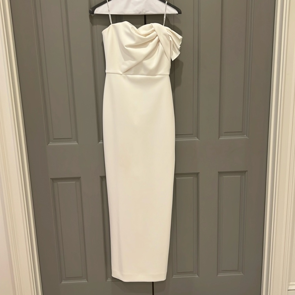 Black Halo ivory formal gown size 0